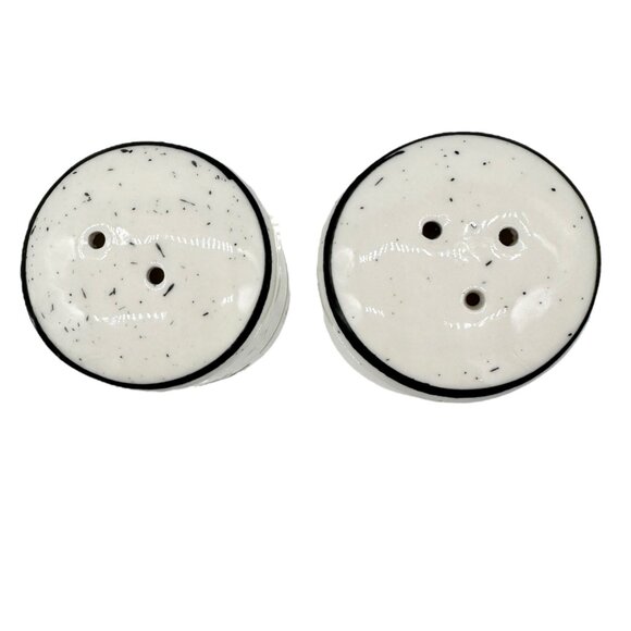 Primitives by Kathy Christmas Merry and Bright Ceramic Salt and Pepper Shakers - Picture 2 of 5